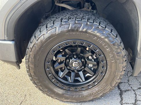 Used 2020 GMC Sierra 1500 AT4 w/ AT4 Premium Package image 13