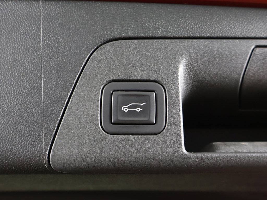 Used 2023 Buick Envision Essence FWD image 52