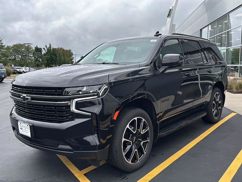 Used 2021 Chevrolet Tahoe RST w/ Luxury Package AWD/4WD image 8
