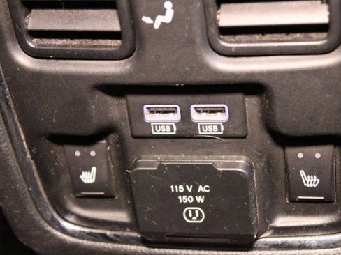 Used 2019 Jeep Grand Cherokee Summit image 16