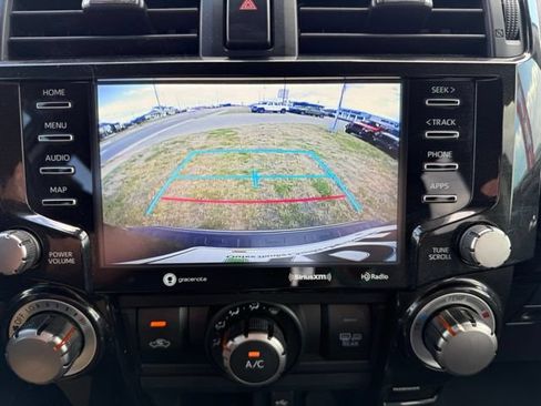 Used 2022 Toyota 4Runner TRD Off-Road Premium AWD/4WD image 24