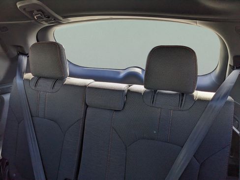 Used 2026 Honda Pilot Sport image 18
