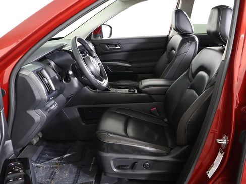 Used 2023 Nissan Pathfinder SL w/ Lighting Package (N92) image 33