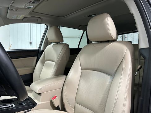 Used 2018 Subaru Outback 2.5i Limited image 21