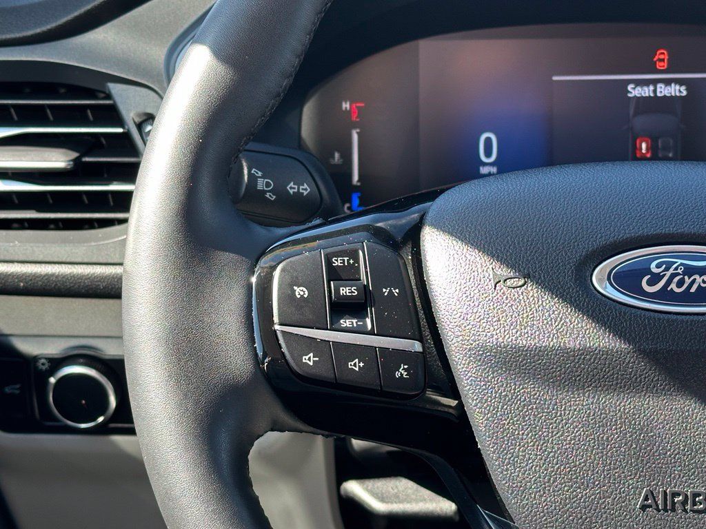 Used 2023 Ford Escape Active AWD/4WD image 8