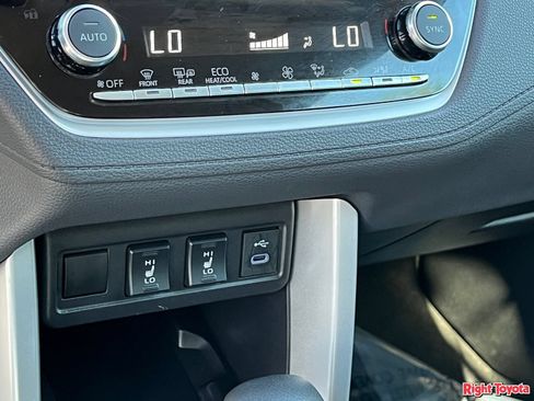 Certified 2025 Toyota Corolla Cross XLE AWD/4WD image 30