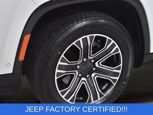 Used 2024 Jeep Wagoneer Series II AWD/4WD image 91