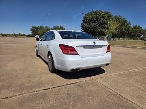 Used 2016 Hyundai Equus Signature RWD image 8