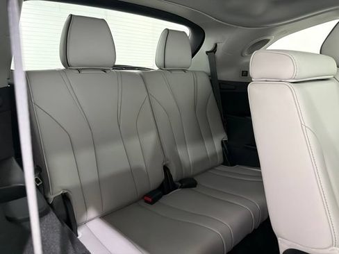 Certified 2024 Acura MDX SH-AWD w/ Advance Package image 26