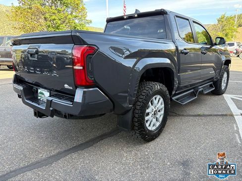 Used 2026 Toyota Tacoma SR5 AWD/4WD image 9
