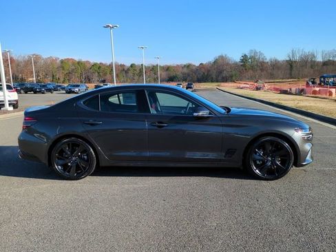 Used 2023 Genesis G70 2.0T w/ Sport Prestige Package AWD/4WD image 3