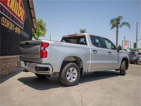 Used 2022 Chevrolet Silverado 1500 Custom image 3