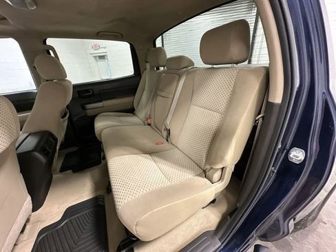 Used 2011 Toyota Tundra 2WD CrewMax w/ SR5 Pkg image 19