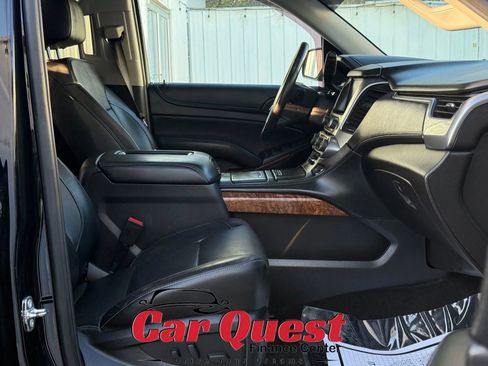 Used 2018 Chevrolet Tahoe Premier AWD/4WD image 16