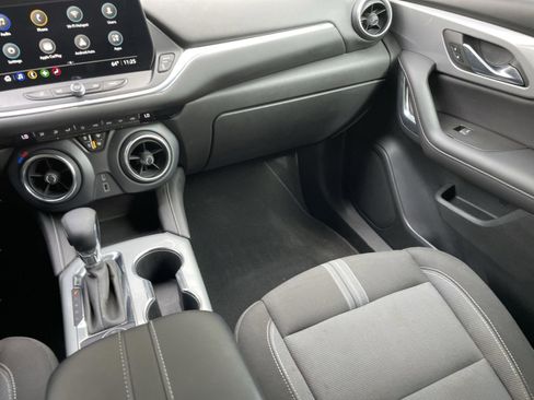 Used 2023 Chevrolet Blazer LT image 15