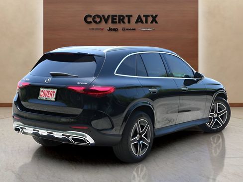 Used 2025 Mercedes-Benz GLC 300 4MATIC image 5