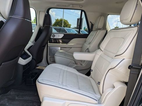 Certified 2024 Lincoln Navigator L Black Label AWD/4WD image 16