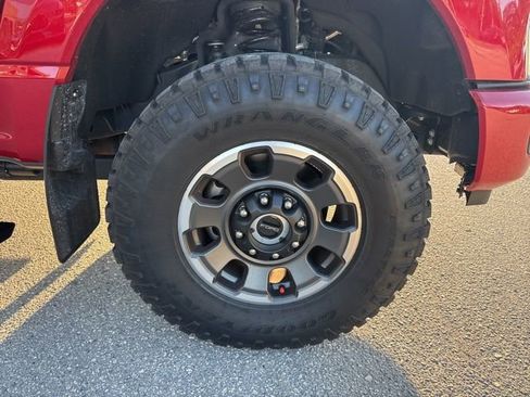 Used 2024 Ford F250 Lariat w/ Lariat Ultimate Package image 14