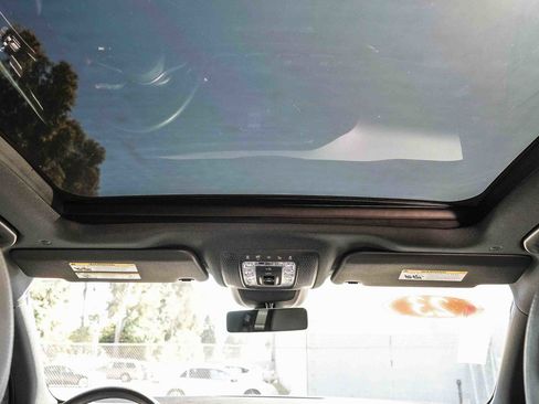 Used 2023 Mercedes-Benz GLE 350 image 15