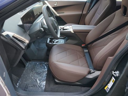 New 2026 BMW iX xDrive45 image 9