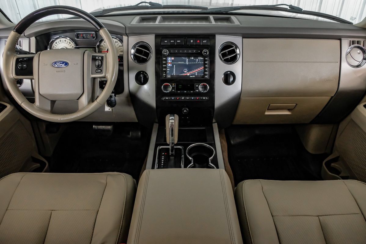 Used 2014 Ford Expedition EL Limited w/ Equipment Group 301A AWD/4WD image 13
