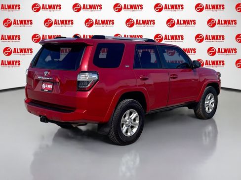Used 2021 Toyota 4Runner SR5 image 5