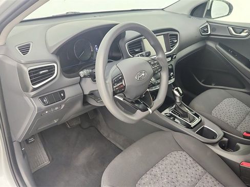 Used 2018 Hyundai Ioniq Blue image 14