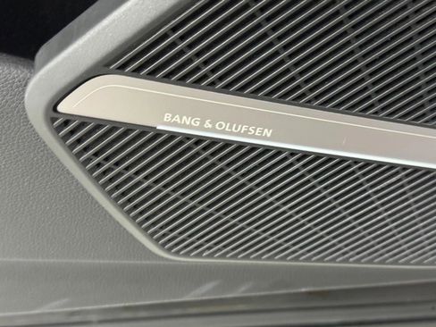 Used 2021 Audi Q5 Premium Plus w/ Premium Plus Package image 27