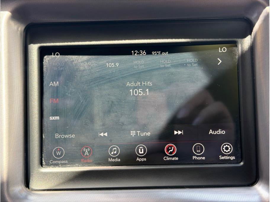 Used 2019 Dodge Challenger R/T RWD image 13