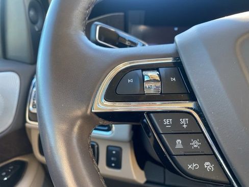 Used 2023 Lincoln Navigator Reserve image 13