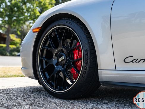 Used 2017 Porsche 911 Carrera 4S image 16