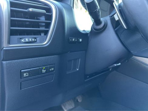 Used 2019 Lexus NX 300 FWD image 33