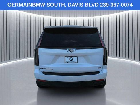Used 2022 Cadillac Escalade Sport Platinum AWD/4WD image 6