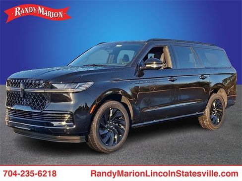 New 2025 Lincoln Navigator L Reserve w/ Jet Appearance Package image 1