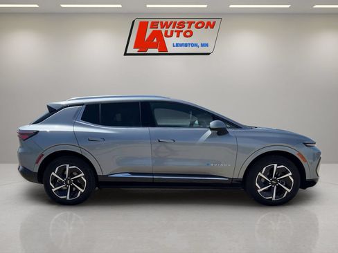 Used 2025 Chevrolet Equinox EV LT w/ Convenience Package AWD/4WD image 6