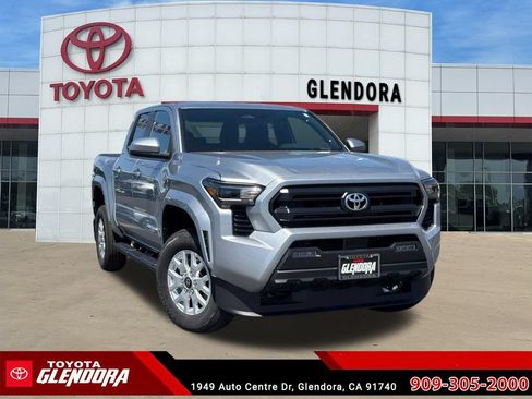 New 2026 Toyota Tacoma SR5 RWD image 2