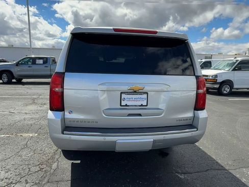 Used 2020 Chevrolet Suburban Premier AWD/4WD image 7