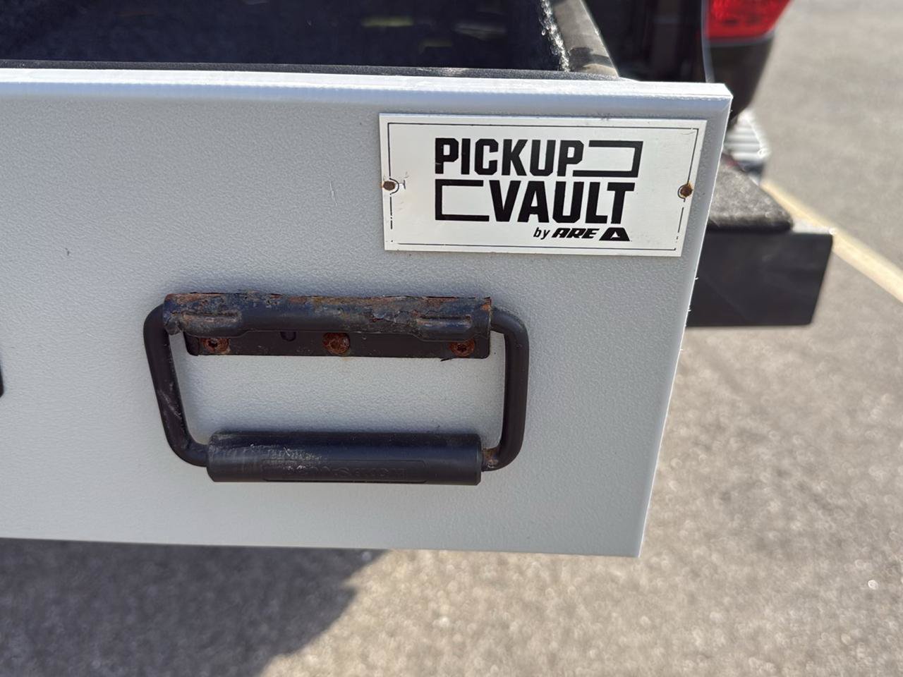 Used 2015 Toyota Tundra Limited AWD/4WD image 17
