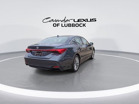 Used 2022 Toyota Avalon Limited w/ Advanced Safety Package FWD image 8