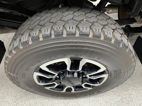 Used 2020 GMC Sierra 3500 SLE AWD/4WD image 17