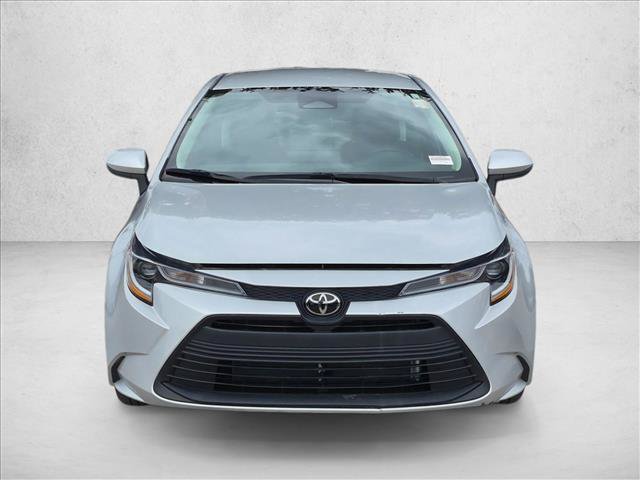 Used 2024 Toyota Corolla LE FWD image 2