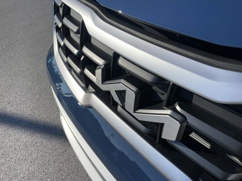 New 2025 Kia Telluride S image 35