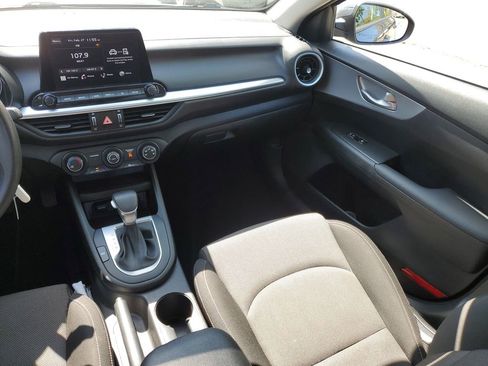 Used 2023 Kia Forte LXS w/ LXS Technology Package image 13