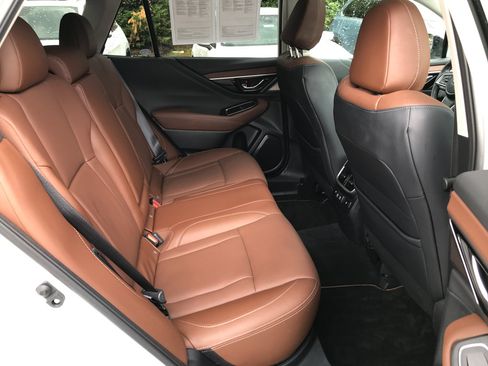Used 2022 Subaru Outback Touring w/ Popular Package #2 AWD/4WD image 31