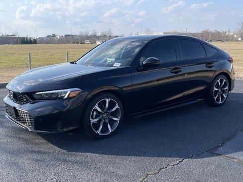 Certified 2025 Honda Civic Sport Touring image 5