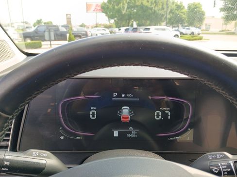 Used 2024 Kia Sportage EX FWD image 13