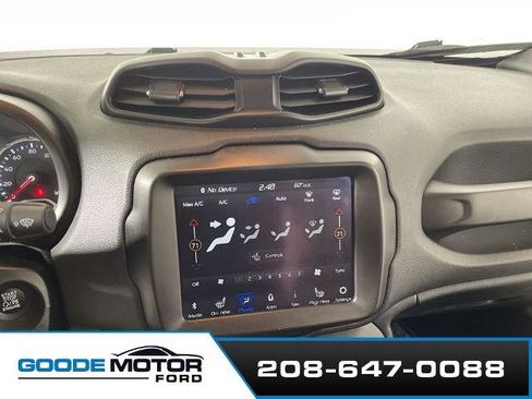 Used 2022 Jeep Renegade Trailhawk AWD/4WD image 15