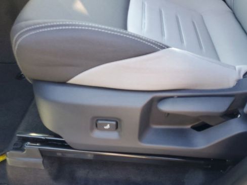 New 2025 Toyota Tacoma TRD Off-Road image 31