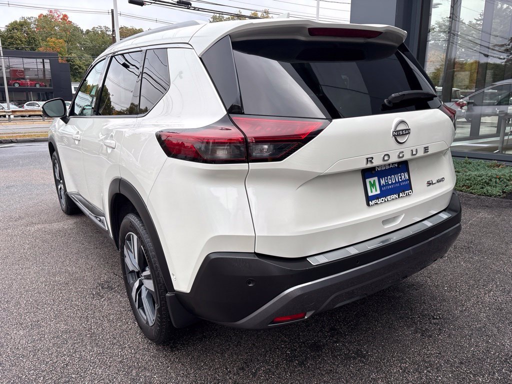 Certified 2023 Nissan Rogue SL w/ SL Premium Package AWD/4WD image 8