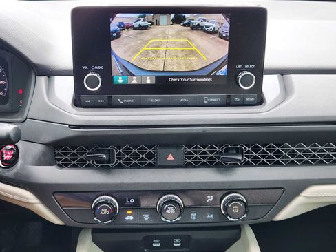 Used 2024 Honda Accord LX image 17